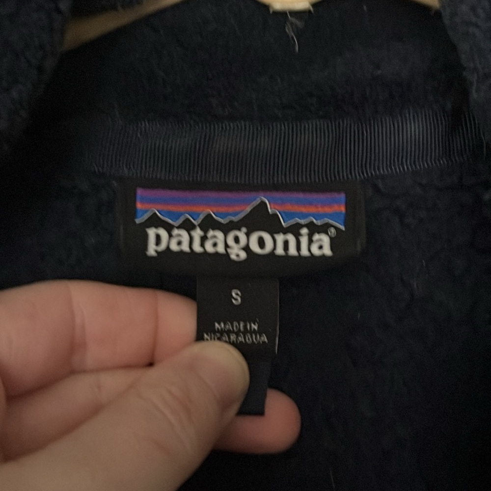 Navy Blue Patagonia Quarter Snap Fleece - image 2